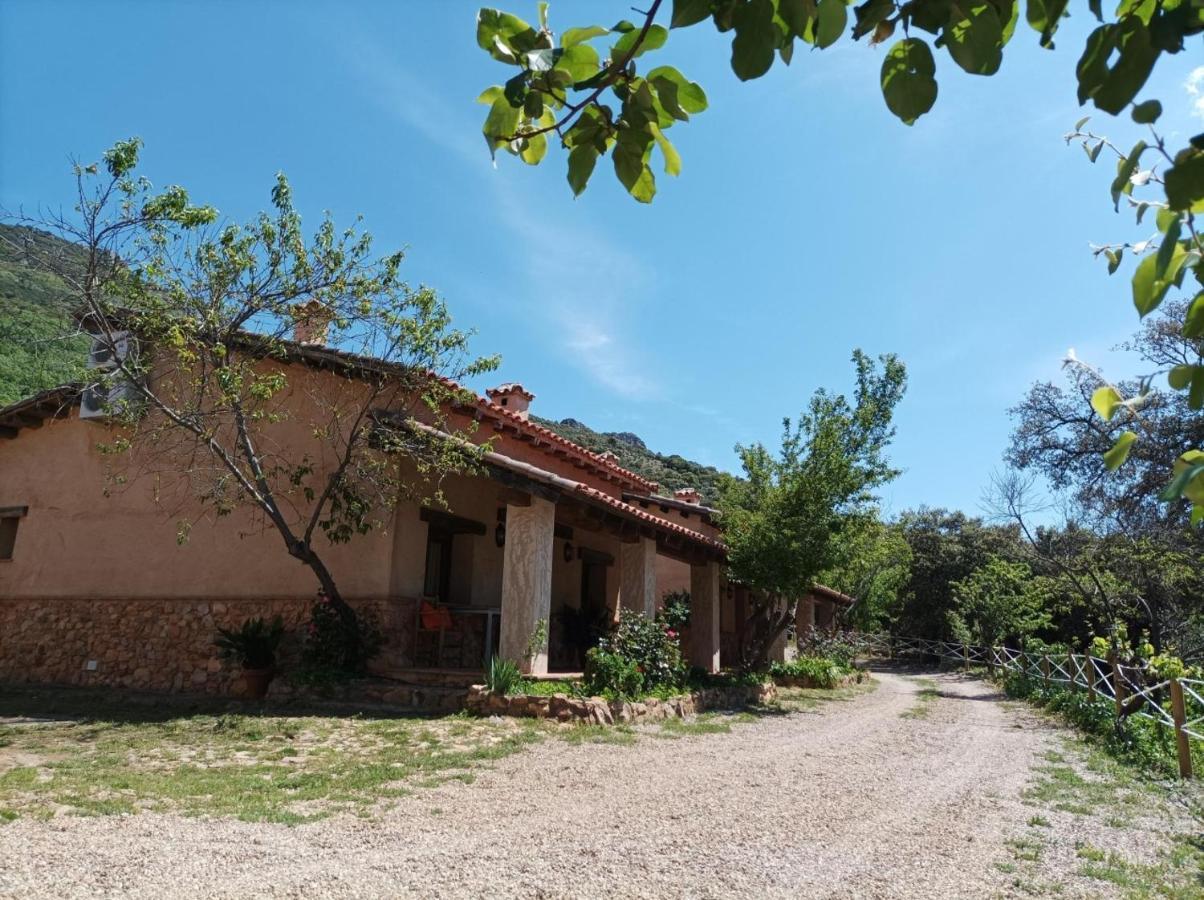 Apartamentos Rurales En Plena Sierra La Calera Esterno foto