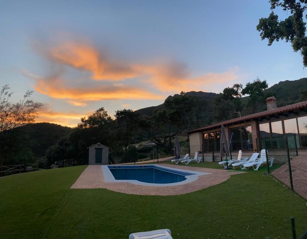 Apartamentos Rurales En Plena Sierra La Calera Esterno foto