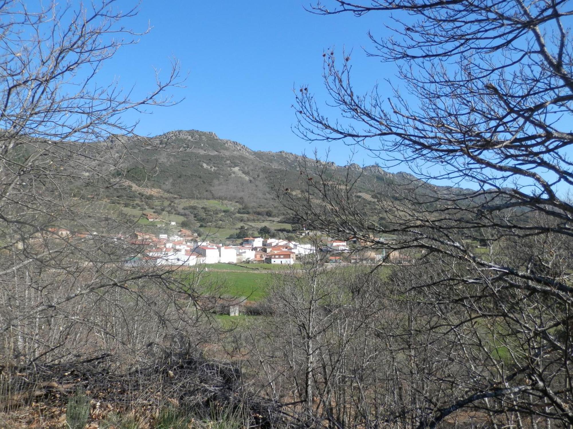 Apartamentos Rurales En Plena Sierra La Calera Esterno foto